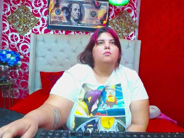 LISABROWNS live cam on BongaCams