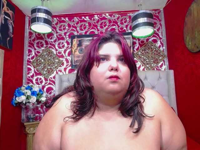 LISABROWNS live cam on BongaCams