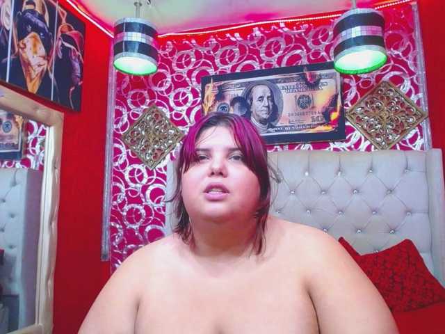 LISABROWNS live cam on BongaCams