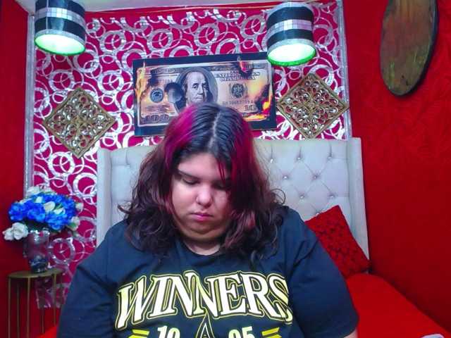 LISABROWNS live cam on BongaCams
