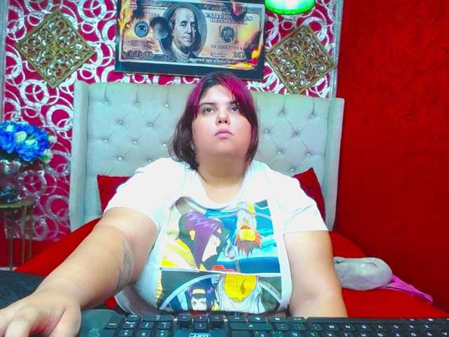 LISABROWNS, en directo ahora en BongaCams