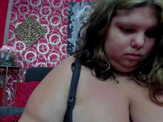 LISABROWNS webcam