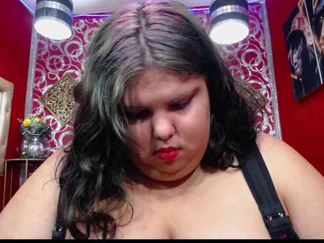 LISABROWNS webcam