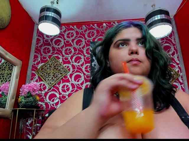 LISABROWNS webcam
