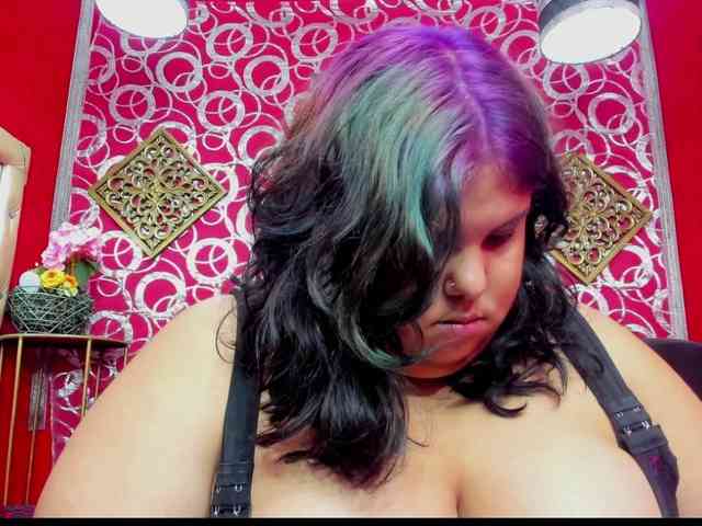 LISABROWNS webcam