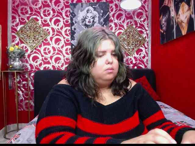 LISABROWNS webcam