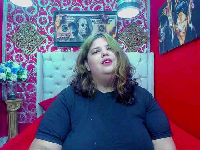 LISABROWNS webcam