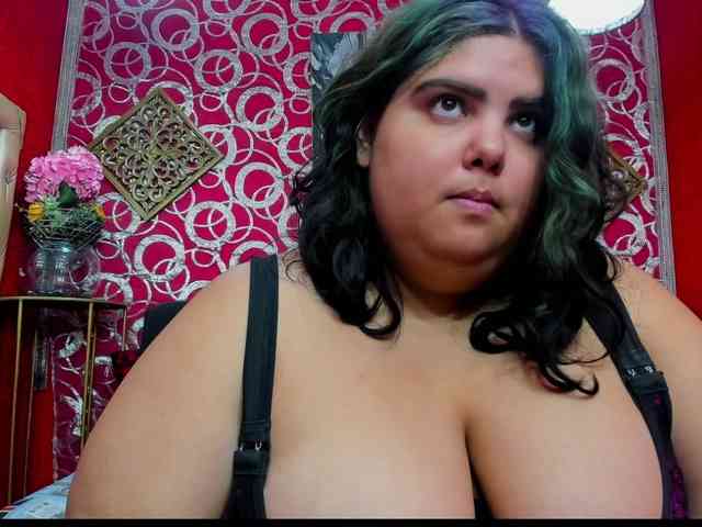 LISABROWNS webcam