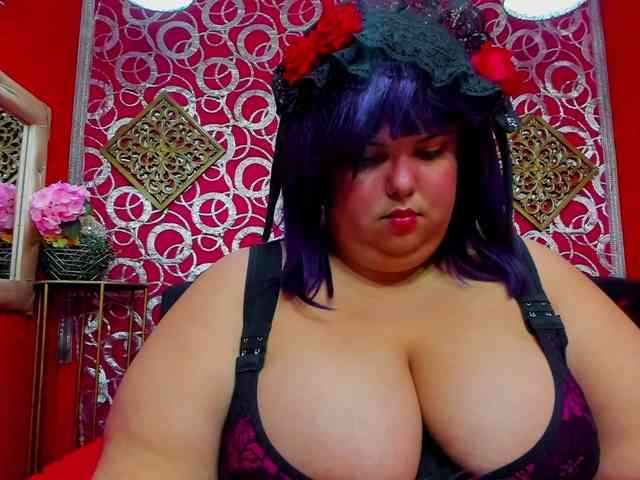 LISABROWNS webcam