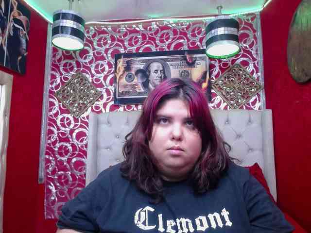 LISABROWNS webcam