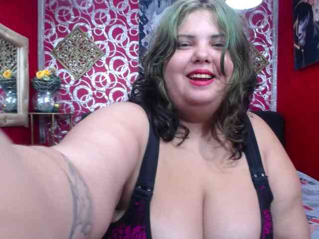 LISABROWNS webcam