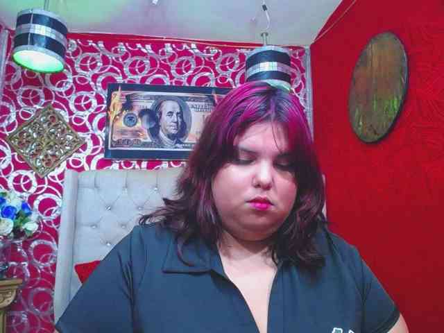 LISABROWNS webcam