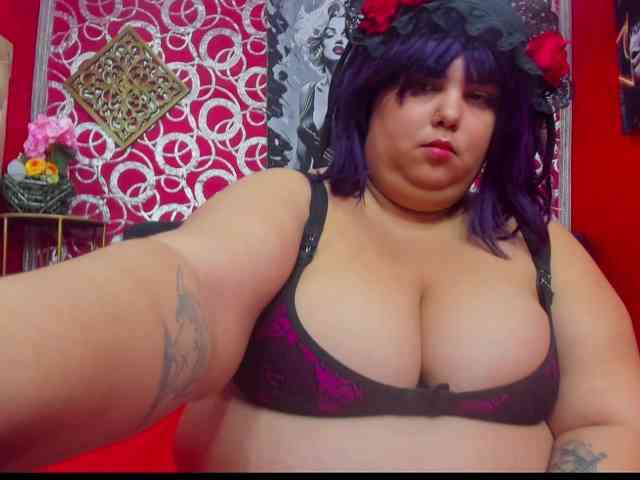 LISABROWNS webcam