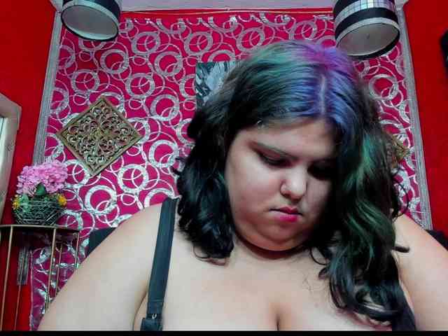 LISABROWNS webcam