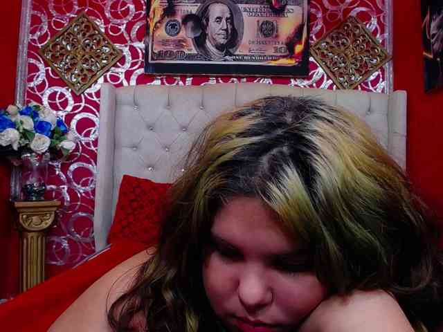 LISABROWNS webcam
