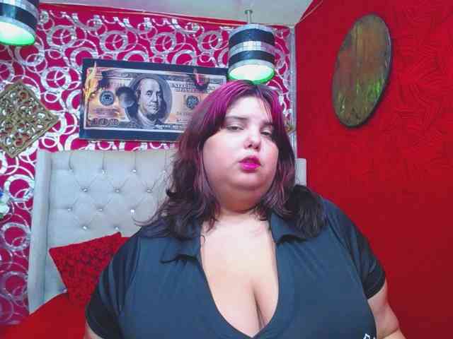 LISABROWNS webcam