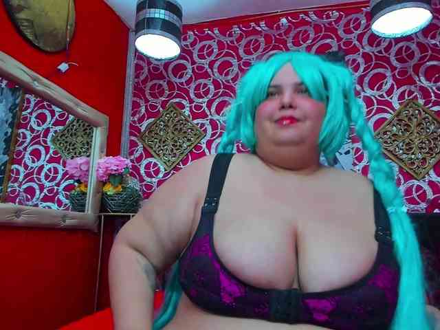 LISABROWNS webcam