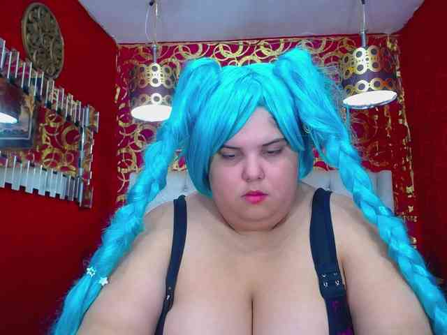 LISABROWNS webcam