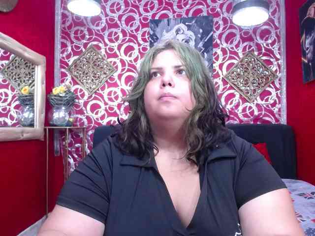 LISABROWNS webcam