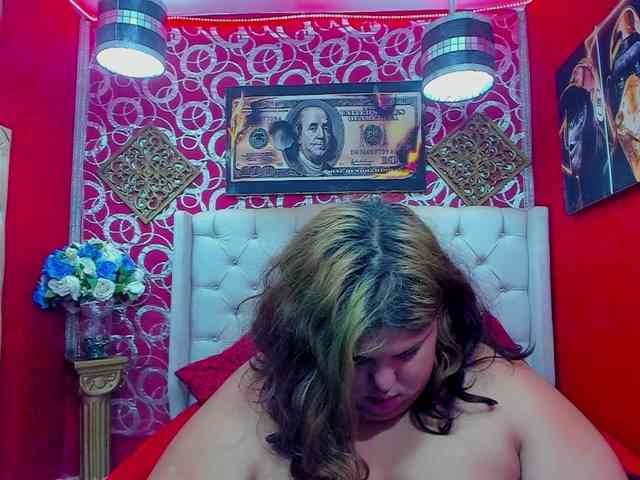 LISABROWNS webcam