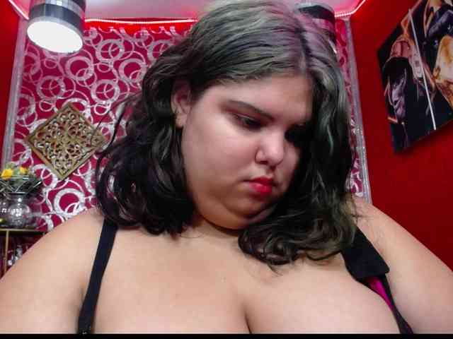 LISABROWNS webcam