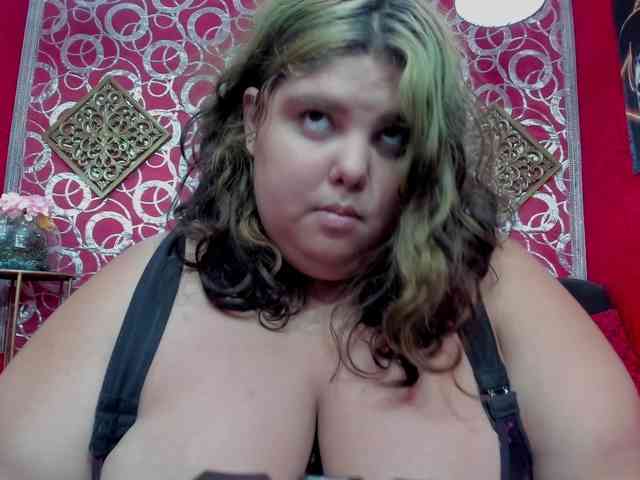 LISABROWNS webcam