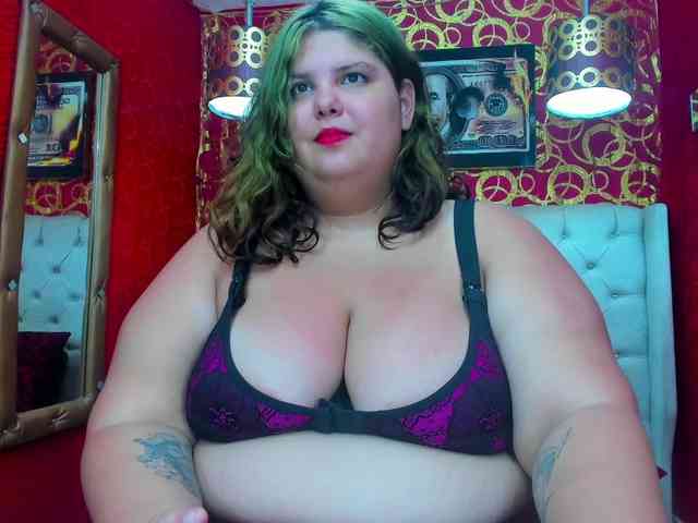 LISABROWNS webcam