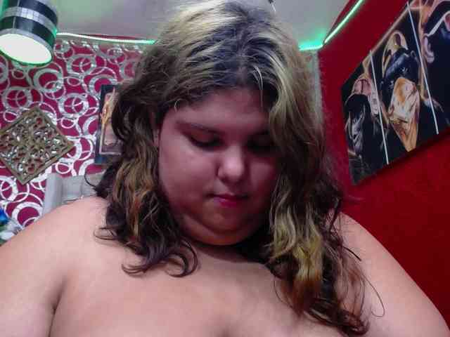 LISABROWNS webcam