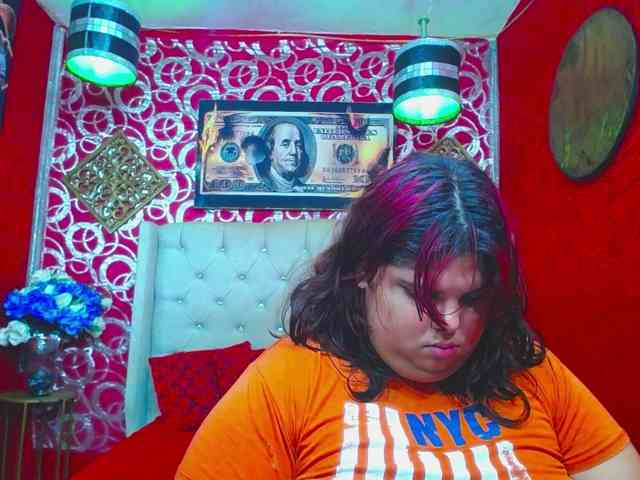 LISABROWNS webcam