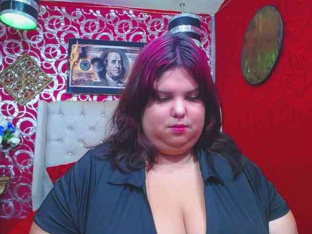 LISABROWNS webcam