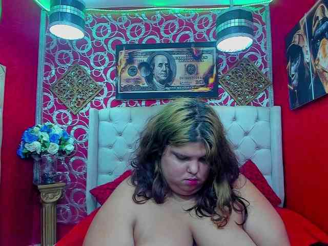LISABROWNS webcam