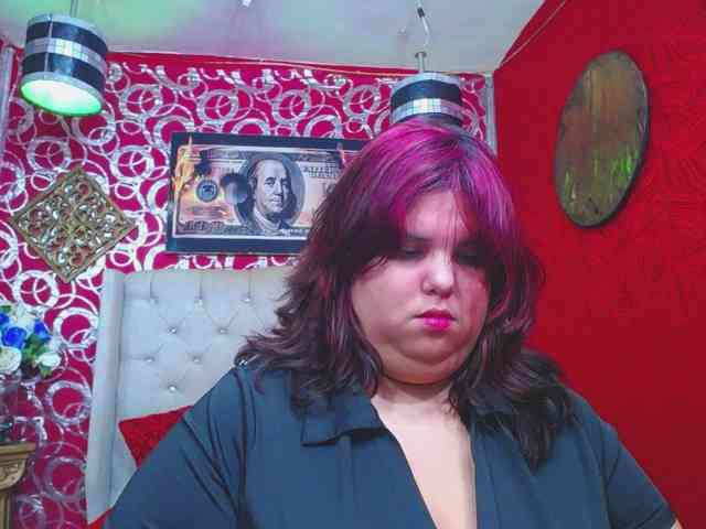 LISABROWNS webcam