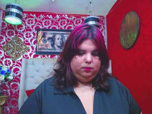 LISABROWNS webcam