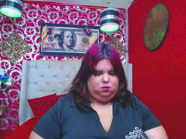 LISABROWNS webcam