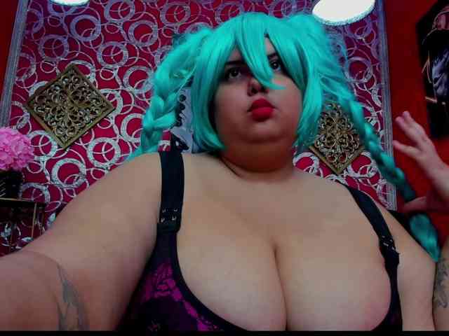 LISABROWNS webcam