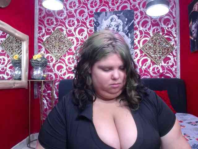 LISABROWNS webcam