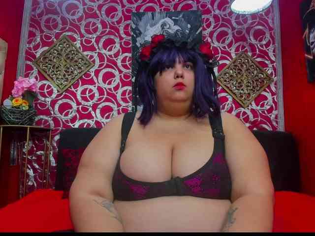 LISABROWNS webcam