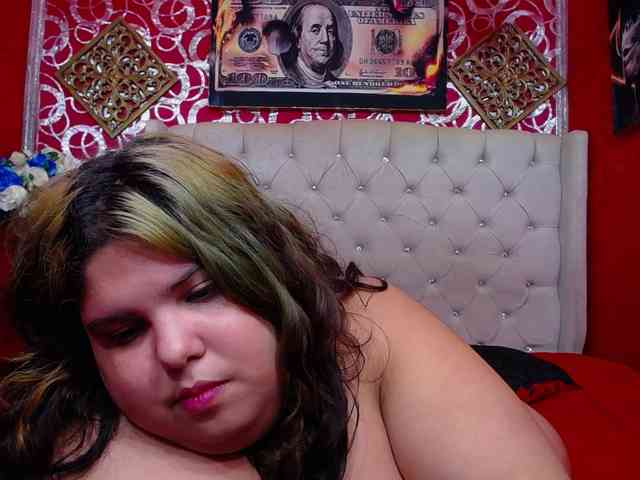 LISABROWNS webcam