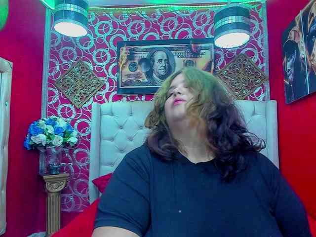 LISABROWNS webcam