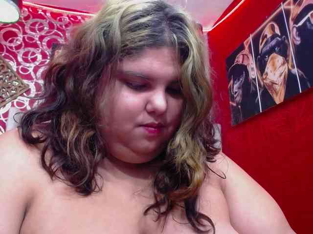 LISABROWNS webcam