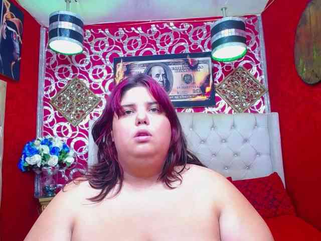 LISABROWNS webcam