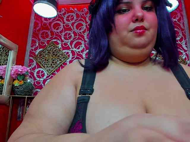 LISABROWNS webcam