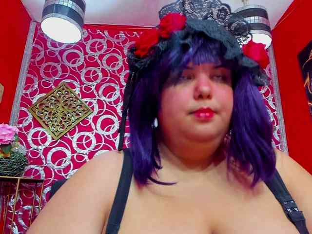 LISABROWNS webcam