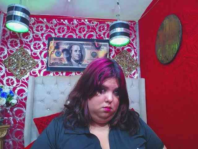 LISABROWNS webcam