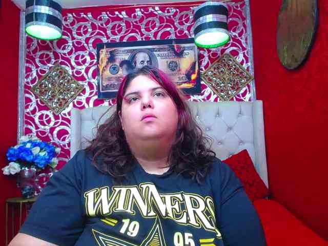 LISABROWNS cam