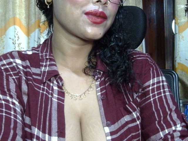 lima11 live cam on BongaCams