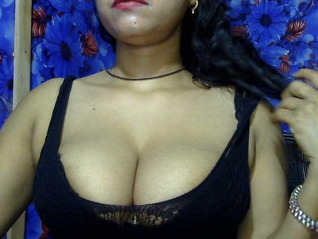 lima11 live cam on BongaCams