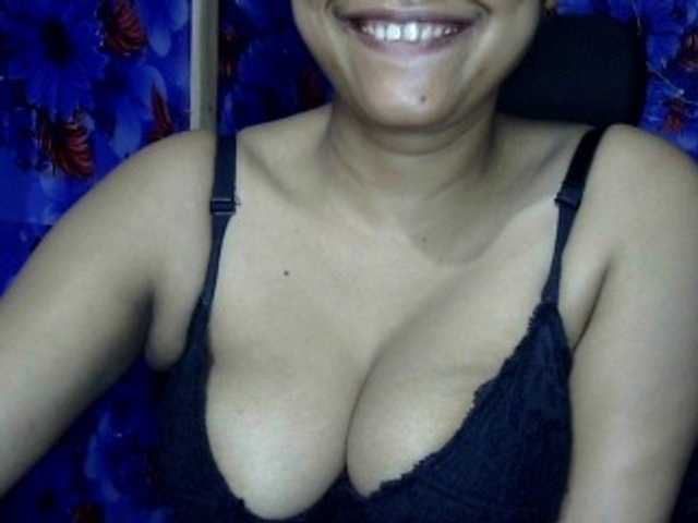 lima11's BongaCams show and profile