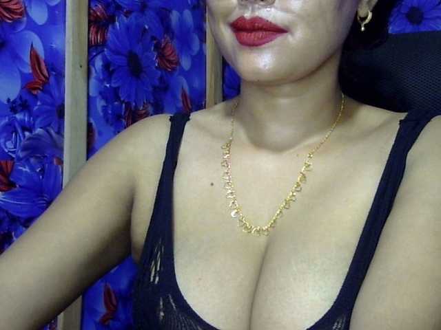lima11 live cam on BongaCams