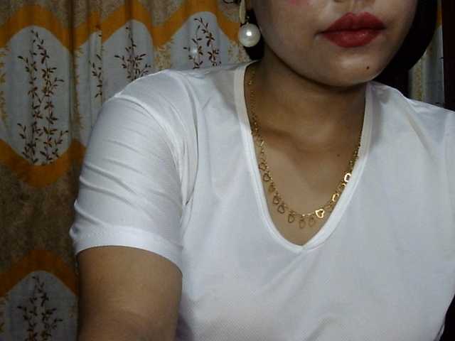 lima11 live cam on BongaCams